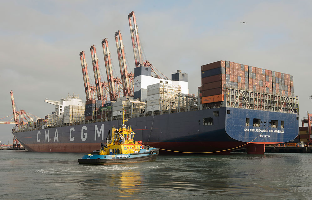 SAAM Towage Peru serves the largest vessel to call on the west coast of South America